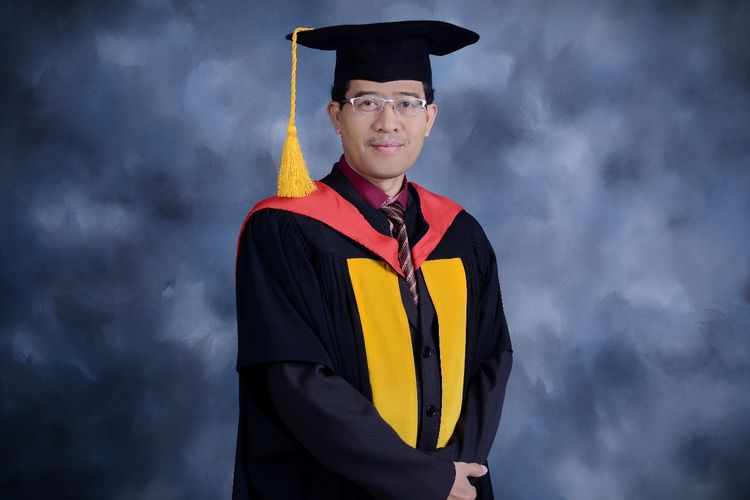 Prof. Dr. Nahadi